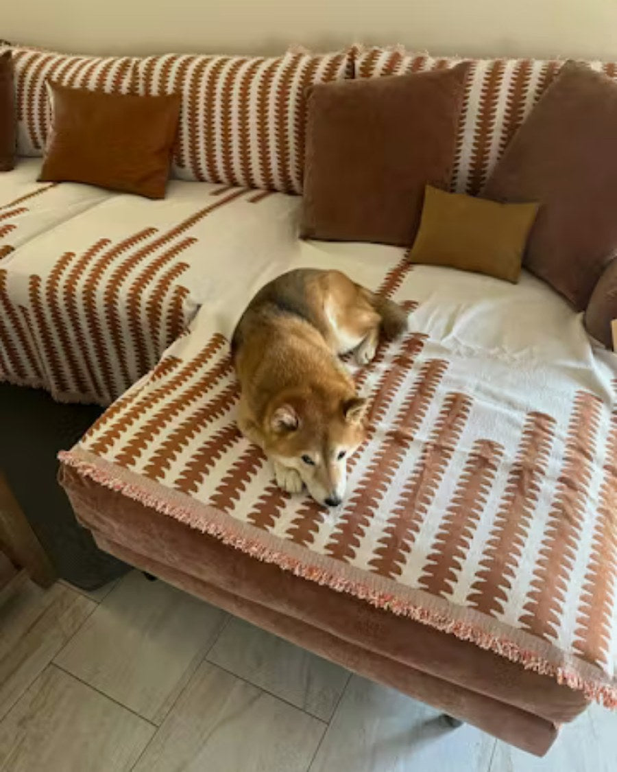 Jasmin sofa cover in a customer home
