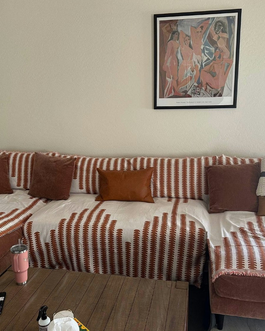 Jasmin sofa cover in a customer home